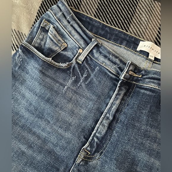 EUC Risen Size 13/31 High Rise Flare Jeans - Picture 6 of 8